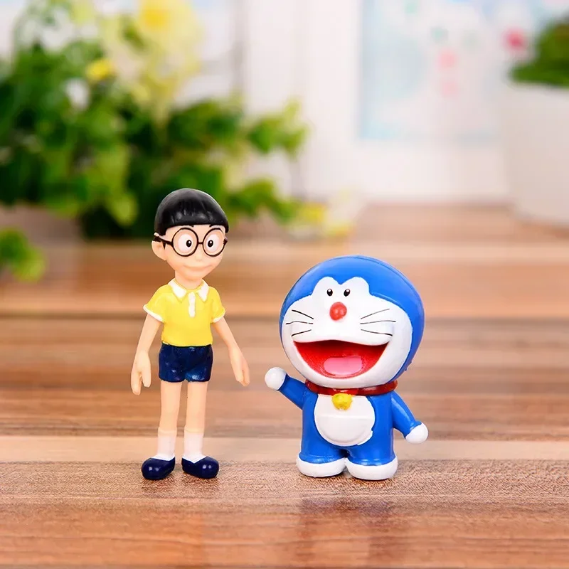 Home Decor Zen - 5個入り ドラえもん クリエイティブ ホームケーキデコレーション 可愛いドラえもん家族ポートレート PVCアクションフィギュア