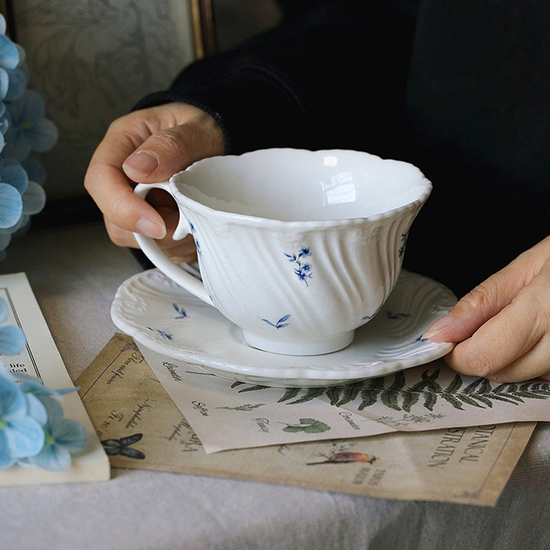 セラミックプレートブルー花柄コーヒーカップとソーサーラウンド - Ceramic Trinket Dish のレビューと価格