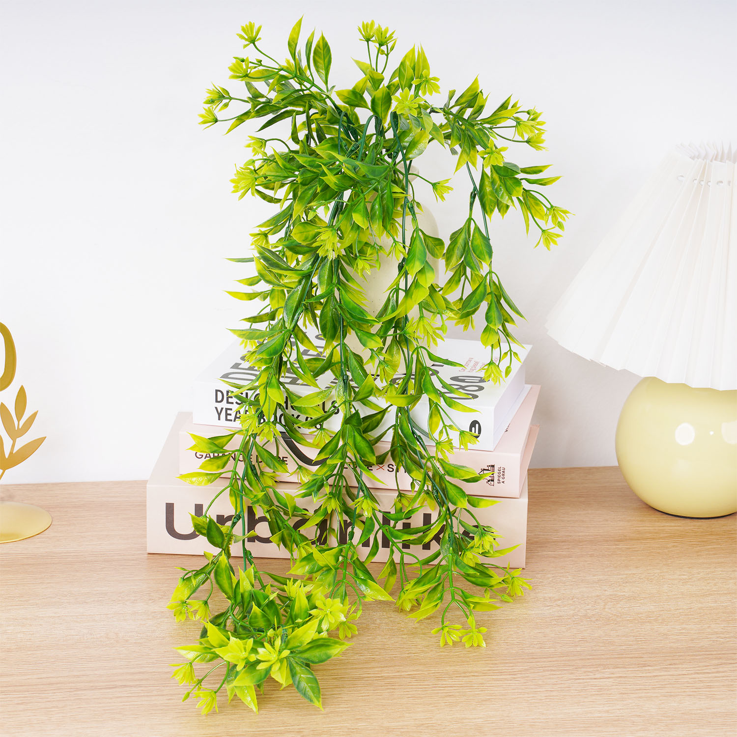 人工籐壁掛け植物、プラスチックの枝、偽の絹の葉、緑のツタ、家 - Rattan Plant Basket のレビューと価格